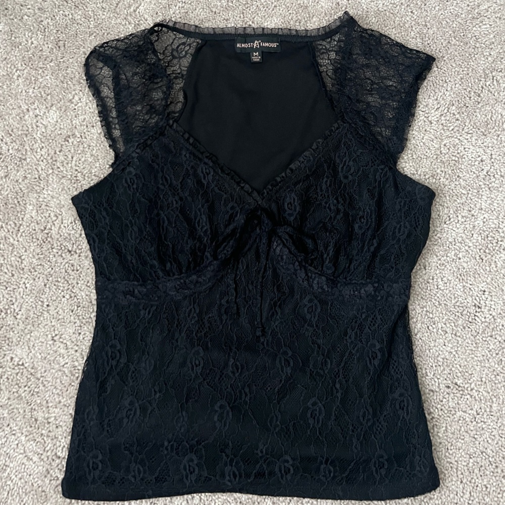 Black Lace Top Medium